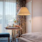 Hotel Ambassador Bosten 4*
